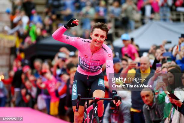 Jai Hindley of Australia and Team Bora - Hansgrohe Pink Leader Jersey celebrates as final overall winner at the Arena di Verona during the 105th Giro...