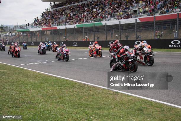 The MotoGP riders start from the grid during the MotoGP Race during the MotoGP of Italy - Race at Mugello Circuit on May 29, 2022 in Scarperia, Italy.