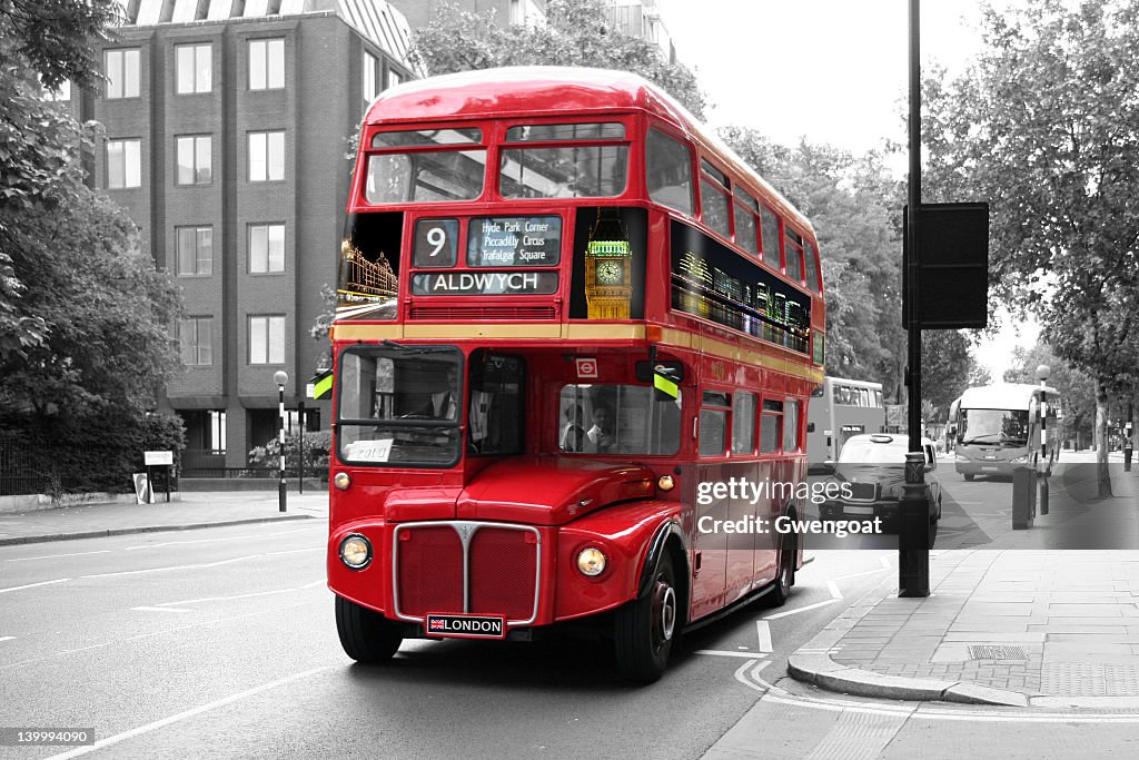 Rojo autobús de dos pisos-Londres