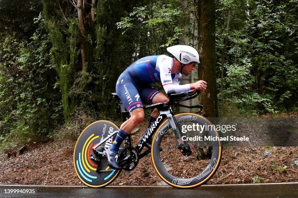 Mark Cavendish of United Kingdom and Team Quick-Step - Alpha Vinyl sprints during the 105th Giro d'Italia 2022, Stage 21 a 17,4km individual time...