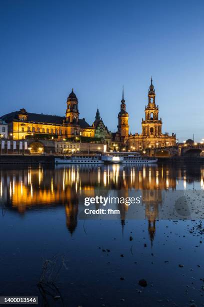 dresden hofkirche,residential palace and albert bridge at blue hour (saxony/ germany) - semperoper stockfoto's en -beelden