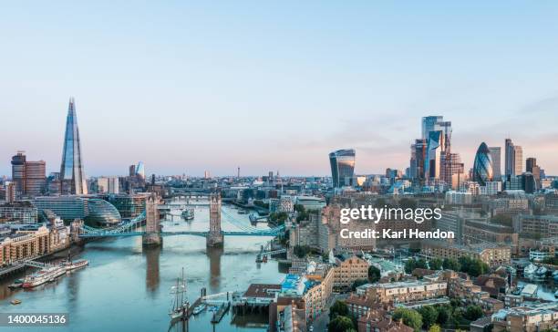 Thames Shape 2,892 River Thames Shape Stock Photos, High-Res Pictures, and Images ...