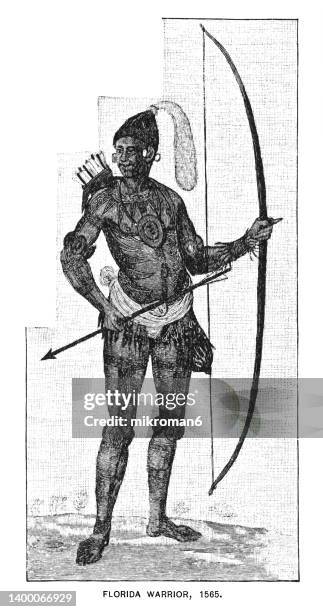 old engraving illustration of florida warrior, 1565 - sioux culture - fotografias e filmes do acervo