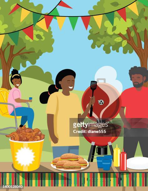 familie feiert juneteenth mit einem bbq im park - bbq chicken stock-grafiken, -clipart, -cartoons und -symbole