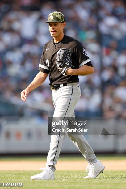 Joe Kelly of the Chicago White Sox reacts after pitching during the seventh inning of Game One of a doubleheader against the New York Yankees at...