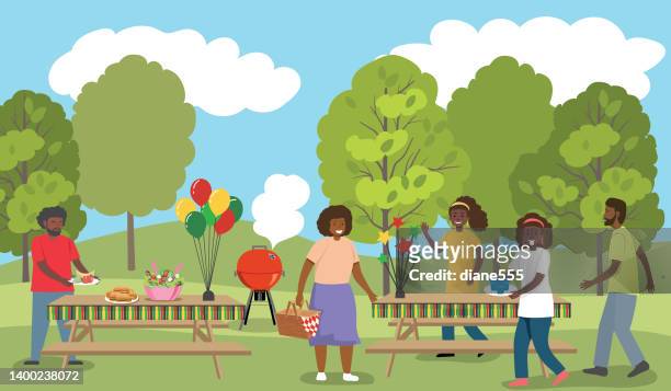 menschen, die ein familientreffen haben, um juneteenth im park zu feiern - black family reunion stock-grafiken, -clipart, -cartoons und -symbole