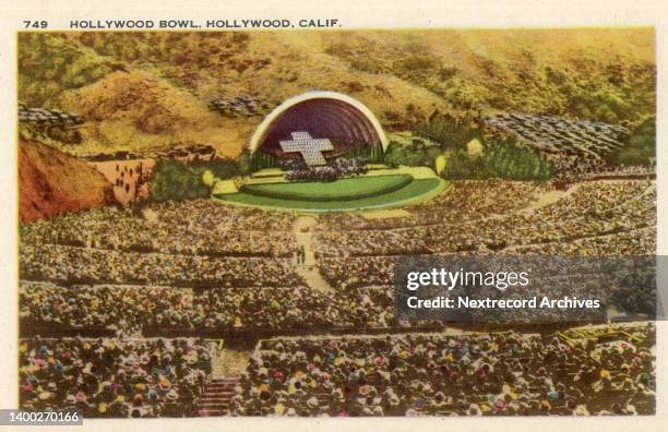 Vintage souvenir postcard published ca 1942 from series depicting Hollywood landmarks, here a view of the historic Hollywood Bowl theater auditorium...