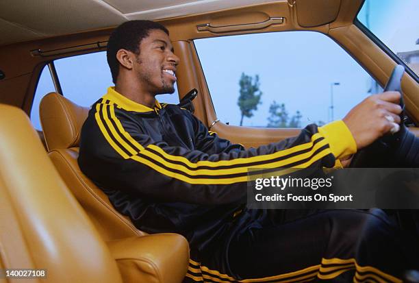 Magic Johnson Auto Magic Johnson 1979 Photos and Premium High Res Pictures - Getty Images