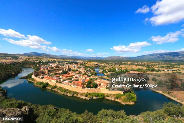 high angle view of townscape against sky,buitrago del lozoya,madrid,spain - madrid province stockfoto's en -beelden