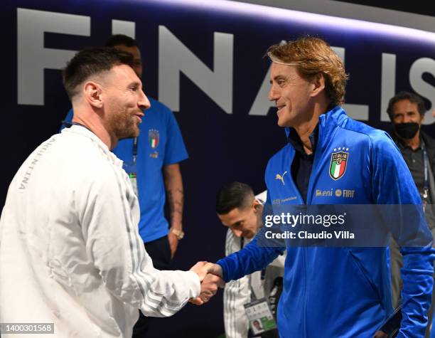 Head coach Italy Roberto Mancini and Lionel Messi of Argentina attend at Wembley Stadium on May 31, 2022 in London, England.