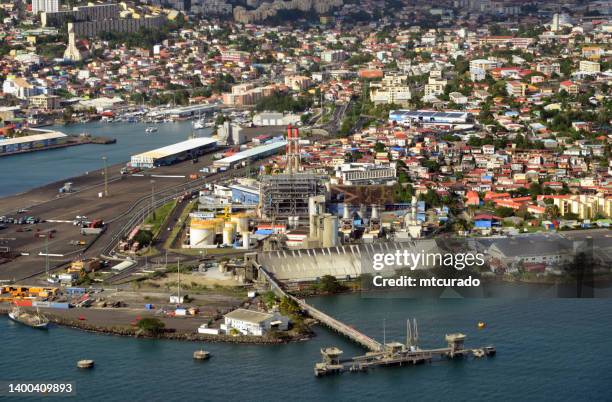 fort-de-france - centrale elettrica di pointe des carrières e terminale di cemento lafarge, martinica - fort de france foto e immagini stock