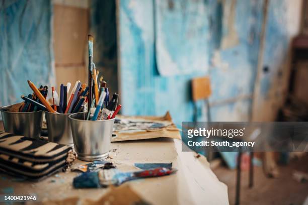 messy art studio - art studio 個照片及圖片檔