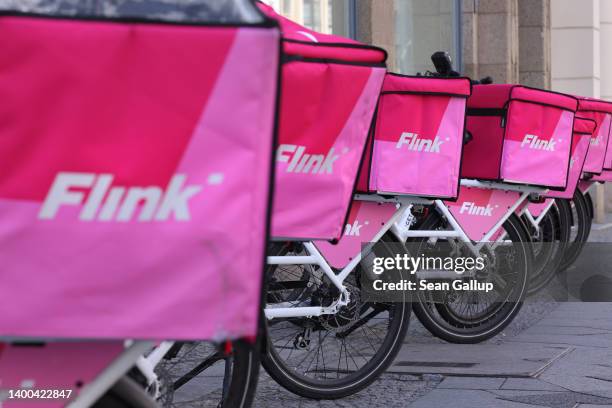 Flink Rider Grocery Delivery Bicycle Photos and Premium High Res Pictures - Getty ...