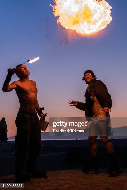 venice beach fire breather - fire performer stock pictures, royalty-free photos & images