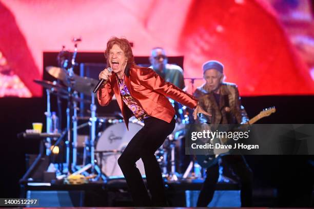 Mick Jagger and Keith Richards perform during Rolling Stones' "Sixty Stones Europe 2022" Tour - Opening Night at Wanda Metropolitano Stadium on June...
