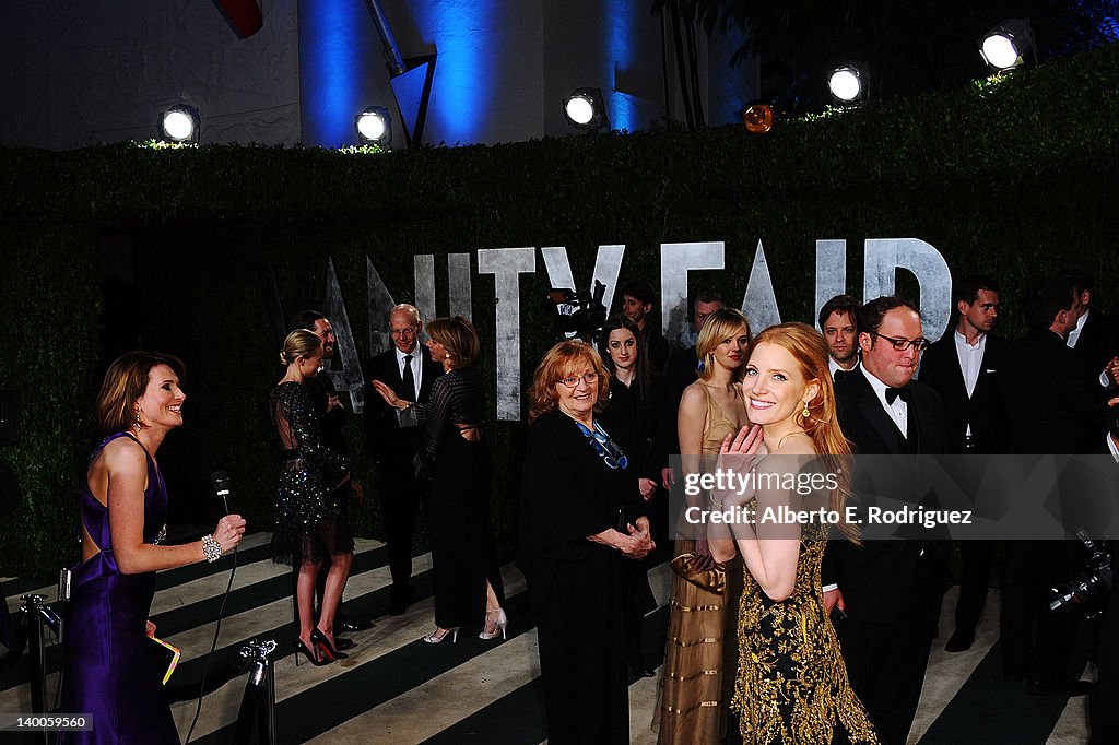 2012 Vanity Fair Oscar Party Hosted By Graydon Carter - Arrivals