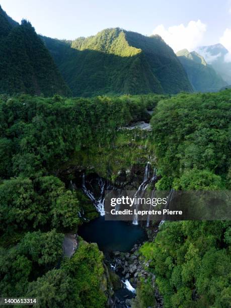 cascade langevin (cascade grand galet), aerial view, at sunset, ile de la réunion - reunion ストックフォトと画像