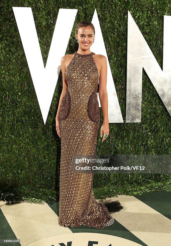 2012 Vanity Fair Oscar Party Hosted By Graydon Carter - Roaming Arrivals