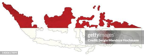 map of indonesia with an indonesian flag with a grunge texture - indonesia map stockfoto's en -beelden