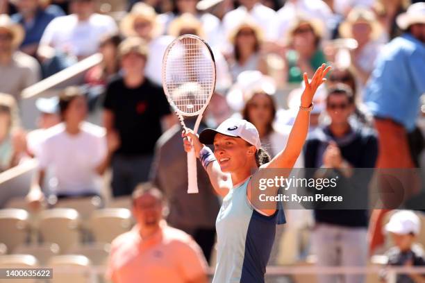 Iga Swiatek of Poland celebrates match point against Daria Kasatinka during the Women's Singles Semi Final on day 12 at Roland Garros on June 02,...