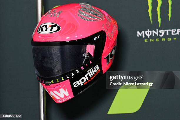 The new helmet of Aleix Espargaro of Spain and Aprilia Racing for this race in order to to thank the doctors who treated your daughter Mia when she...