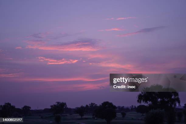 pink clouds at dusk - legends course stock pictures, royalty-free photos & images