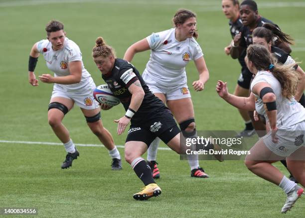 Alev Kelter of Saracens runs with ball during the Allianz Premier 15s Final match between Saracens Women and Exeter Chiefs Women - Allianz Premier...