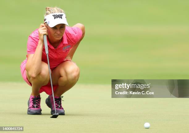 Ryann O'Toole lines up a putt on the first green during the second round of the 77th U.S. Women's Open at Pine Needles Lodge and Golf Club on June...