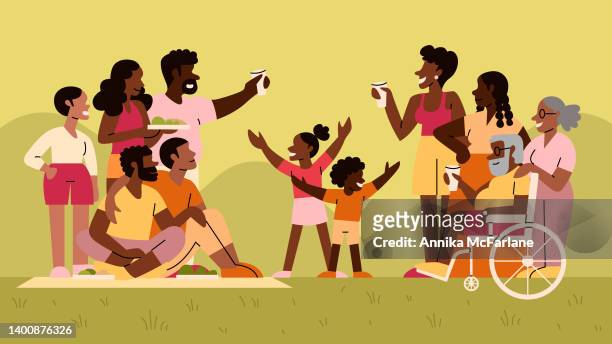 ilustraciones, imágenes clip art, dibujos animados e iconos de stock de una familia y amigos negros multigeneracionales disfrutan de una celebración de picnic en el parque - familia comiendo