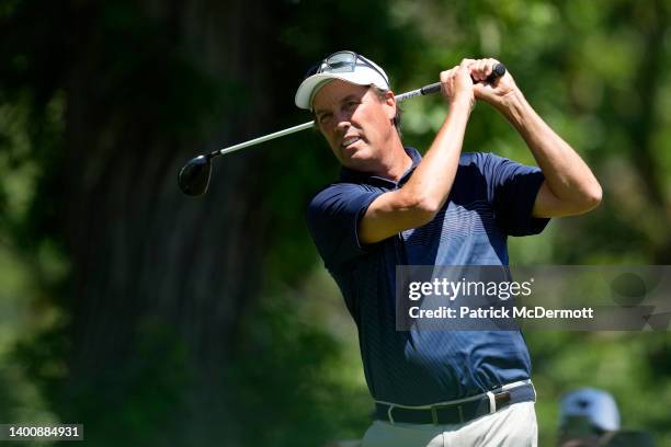 Stephen Ames hits his tee shot on the third hole during the first round of the Principal Charity Classic at Wakonda Club on June 03, 2022 in Des...