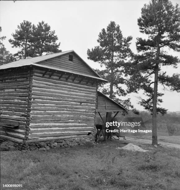 tobacco barns film Barn, Glasgow SoKy Commission to stay or to flee? Set in dreamy landscapes, director