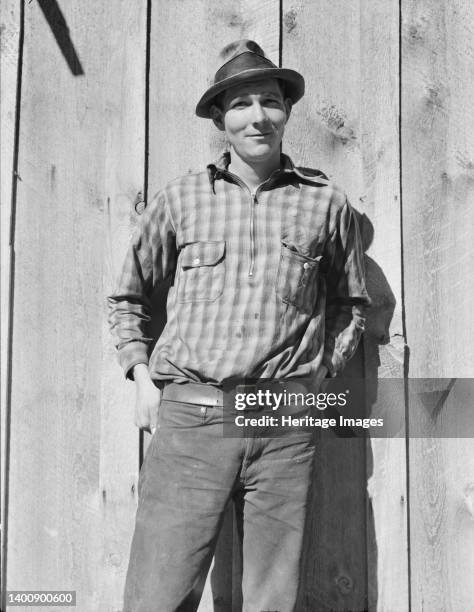 One of thirty-six members of Ola self-help sawmill cooperation. Gem County, Idaho. Artist Dorothea Lange.