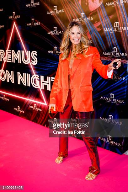 Us topmodel Elle Macpherson during the Remus Neon Night at Eden @ House of Son Amar on June 3, 2022 in Palma de Mallorca, Spain.