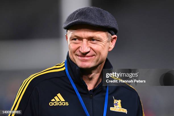 Head coach Tony Brown of the Highlanders looks on ahead of the Super Rugby Pacific Quarter Final match between the Blues and the Highlanders at Eden...