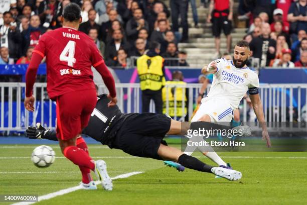 Karim Benzema of Real Madrid attempts a shot during the UEFA Champions League final match between Liverpool FC and Real Madrid at Stade de France on...