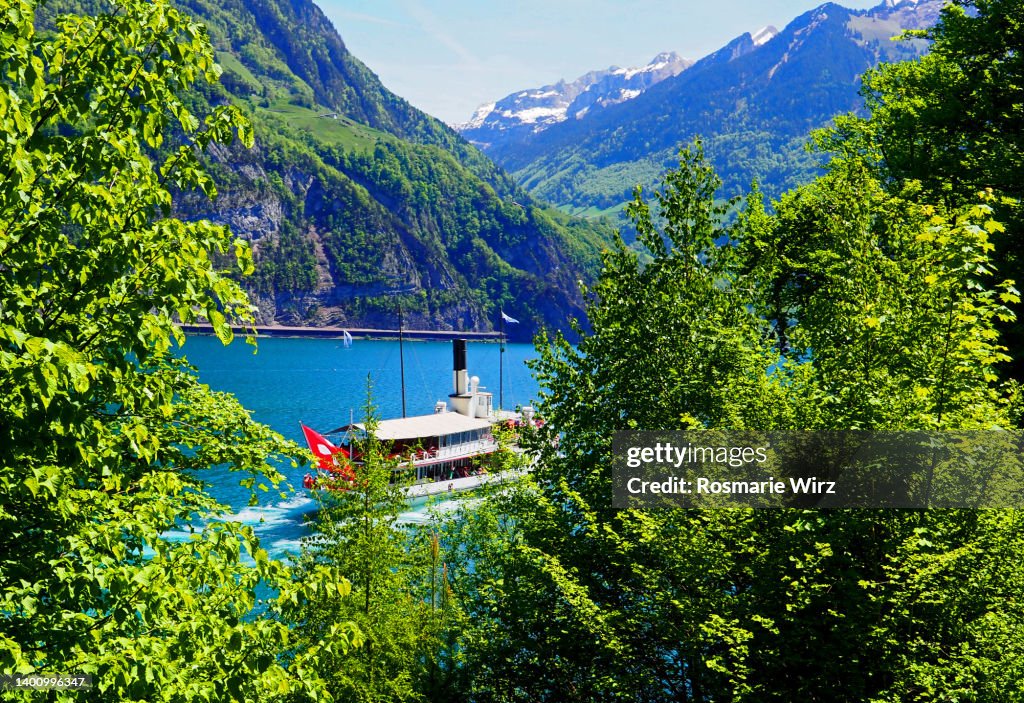 Lake Uri with steamship seen from above
