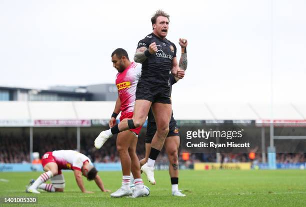 Stuart Hogg of Exeter Chiefs celebrates scoring their sides second try during the Gallagher Premiership Rugby match between Exeter Chiefs and...