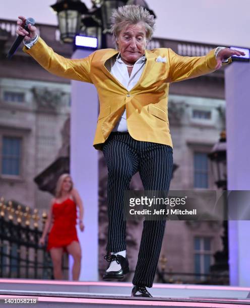 Sir Rod Stewart performs onstage during the Platinum Party at the Palace in front of Buckingham Palace on June 04, 2022 in London, England. The...