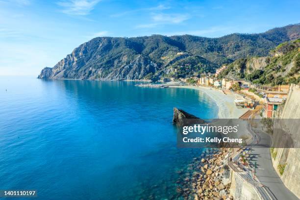 rock at beach of monterosso al mare, cinque terre - liguria stock pictures, royalty-free photos & images