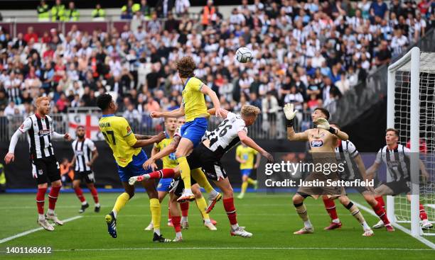 Callum Howe of Solihull MoSolihull Moors misses a chance during the Vanarama National League Final match between Solihull Moors and Grimsby Town at...