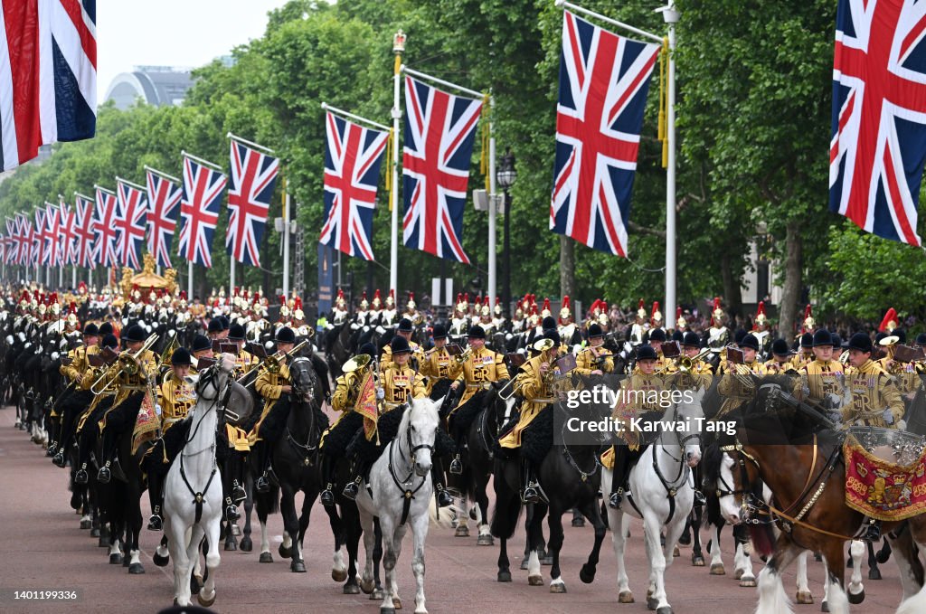 Queen Elizabeth II Platinum Jubilee 2022 - Platinum Pageant