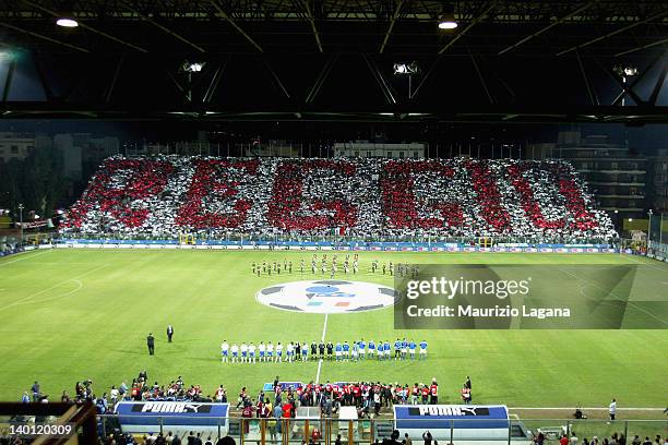 Fans of Italy prior the European Championship qualification match between Italy and Azerbaijan on 11 October , 2003 at Granillo Stadium in Reggio...