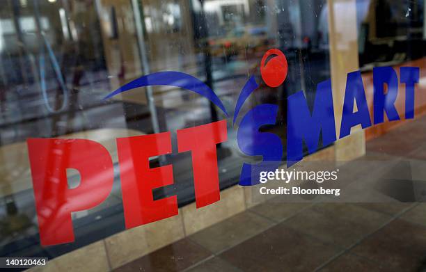 62 Petsmart Sign Stock Photos, High-Res Pictures, and Images - Getty Images