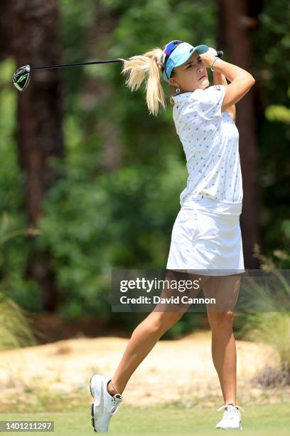 Lexi Thompson of The United States plays her tee shot on the second hole during the final round of the 2022 U.S. Women's Open at Pine Needles Lodge...