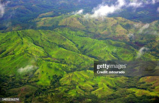 montanhas da ilha viti levu - parque nacional koroyanitu, fiji - nadi - fotografias e filmes do acervo