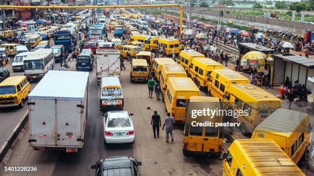 african megacity traffic - lagos, nigeria - nigeria stock pictures, royalty-free photos & images