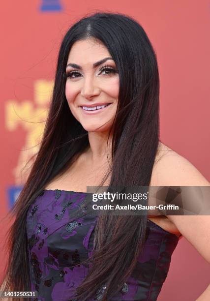 Deena Cortese attends the 2022 MTV Movie & TV Awards: UNSCRIPTED at Barker Hangar on June 02, 2022 in Santa Monica, California.