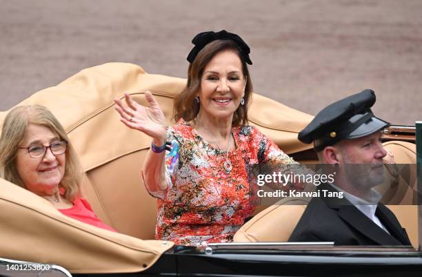 872 Arlene Phillips Photos Photos and Premium High Res Pictures - Getty  Images