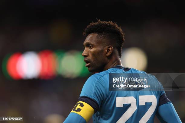 Goalkeeper Alexander Dominguez of Ecuador looks on during the friendly match between Mexico and Ecuador at Soldier Field on June 5, 2022 in Chicago,...