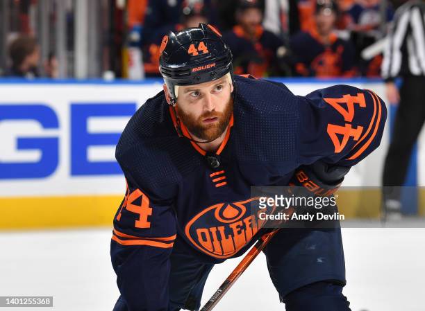 Zack Kassian of the Edmonton Oilers awaits a face-off during Game Three of the Western Conference Final of the 2022 Stanley Cup Playoffs against the...